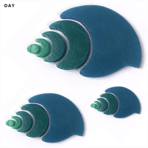 Glow in the Dark Nutmeg Shell Family Pool Mosaic