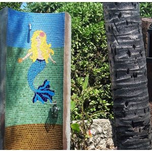 Polynesian Mermaid shower
